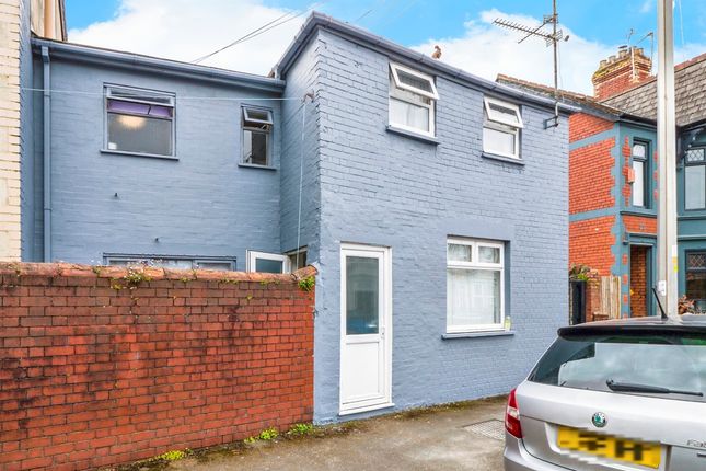 Thumbnail Property for sale in Courtenay Road, Splott, Cardiff