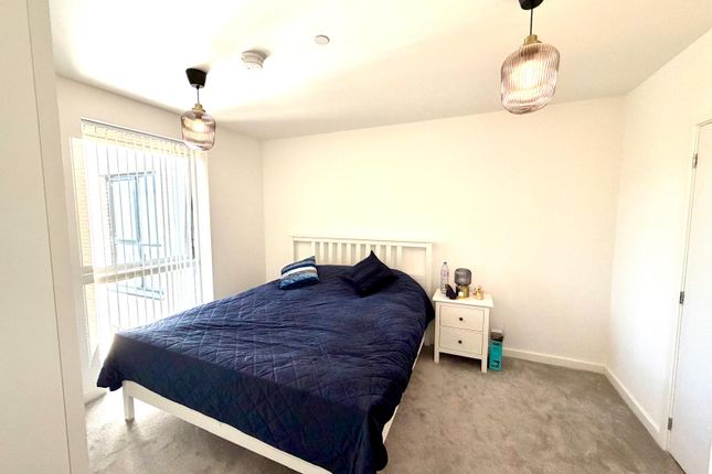 flat 48, Farine Avenue, Hayes photo 2