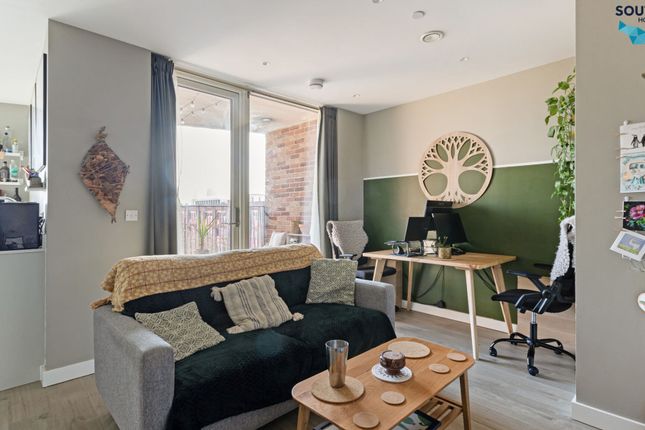Sonic House, 6 Monier Road, London photo 4