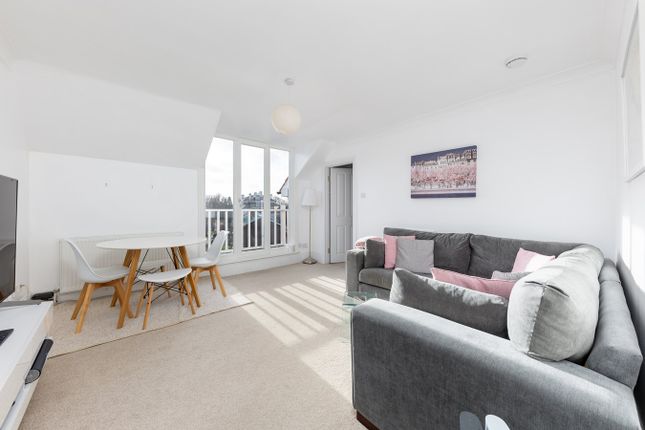 Thumbnail Flat for sale in Grove Park Mews, Chiswick, London