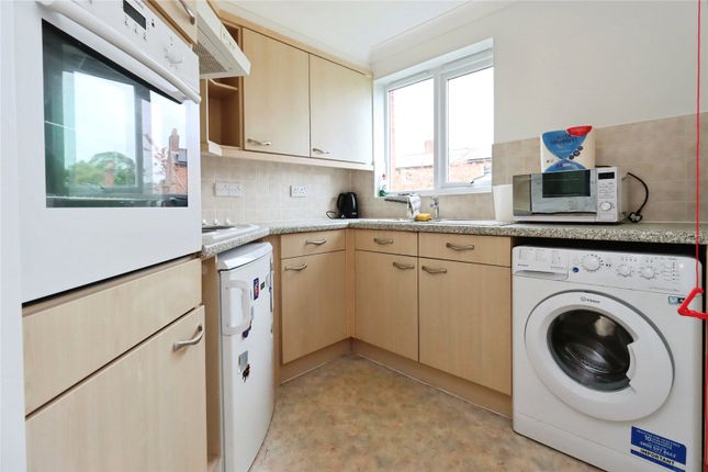 40, Abraham Court, Oswestry photo 3