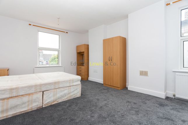 Thumbnail Detached house to rent in Falkland Road, London
