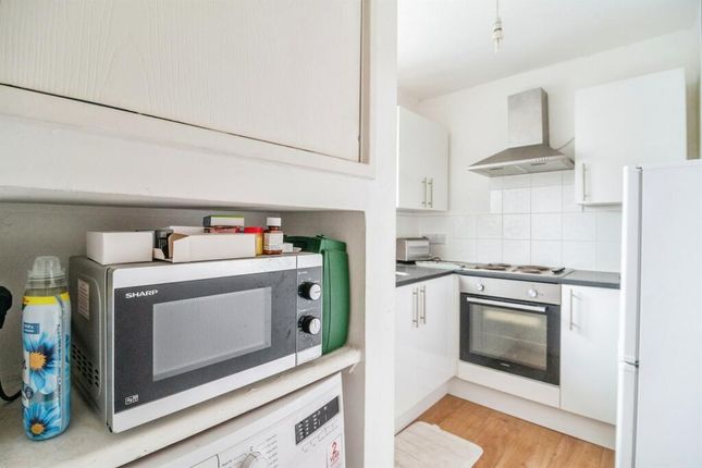 Flat for sale in Teviot Avenue, South Ockendon
