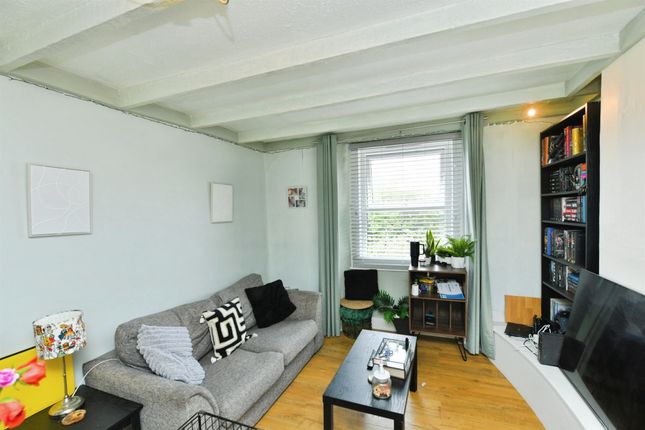 Flat 3, 19, Gascoyne Place, Plymouth photo 4