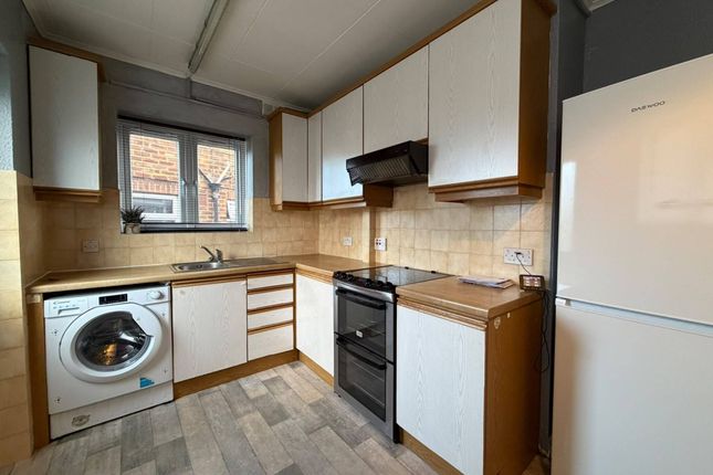 467 Wickham Road, Croydon photo 3