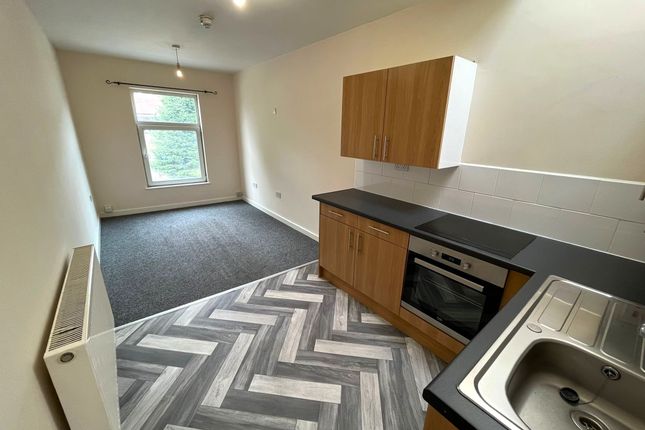 Flat 3B, King Street, Alfreton, Derbyshire photo 2