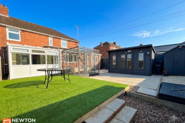 19 Queensway, Mansfield photo 4