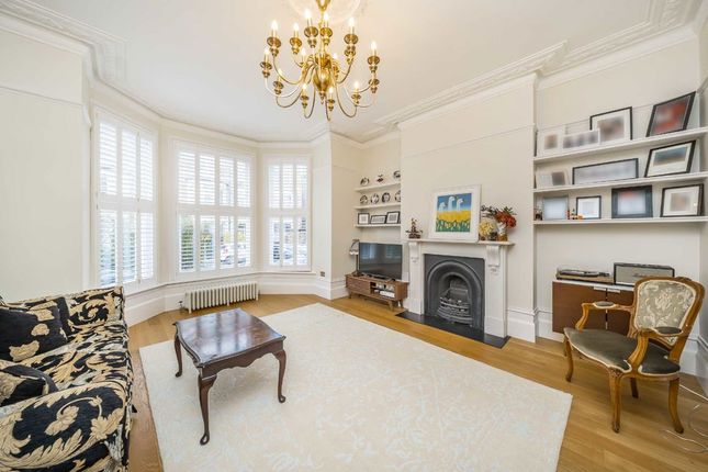 17, Montrell Road, London photo 2