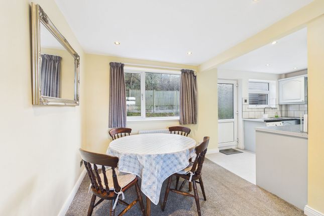 61 Chesterfield Avenue, Nottingham photo 4