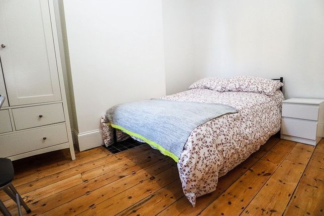 Thumbnail Room to rent in Hall Road, Norwich