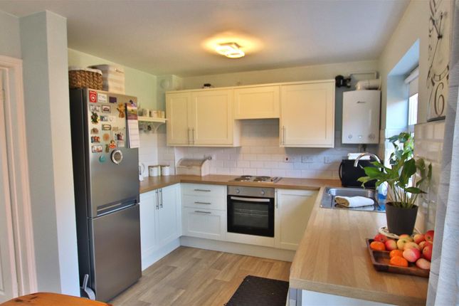 16, Columbine Road, Tewkesbury photo 2