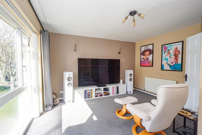 12 Mardan Court, Upper Maze Hill, St. Leonards-On-Sea photo 2