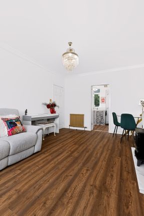28 Broomlea Crescent, Inchinnan, Renfrew photo 5