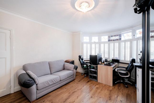188, The Avenue, Highams Park photo 3