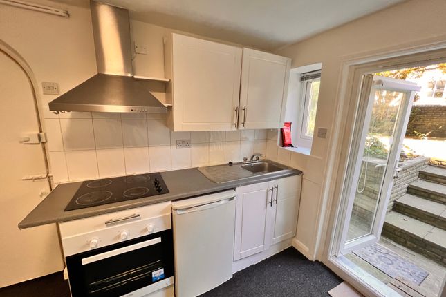 Thumbnail Flat to rent in Brecknock Road, Tufnell Park