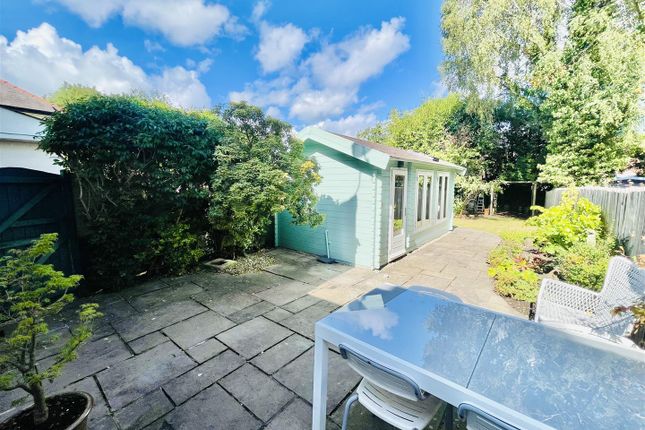 606, Chester Road, Northwich photo 2