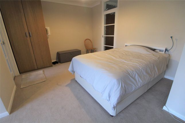 4, Harris Close, Enfield photo 4