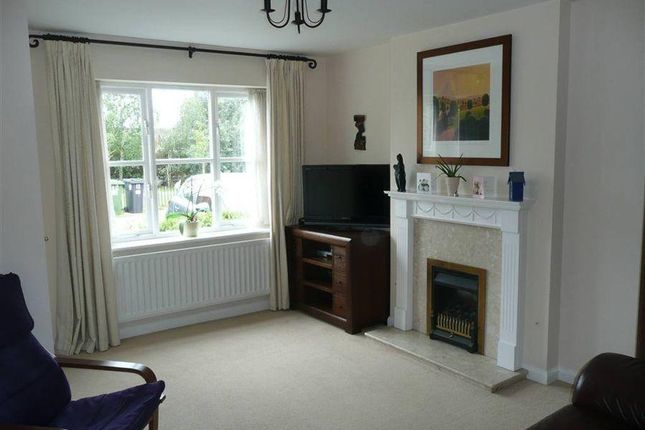10, Justice Close, Leamington Spa photo 2