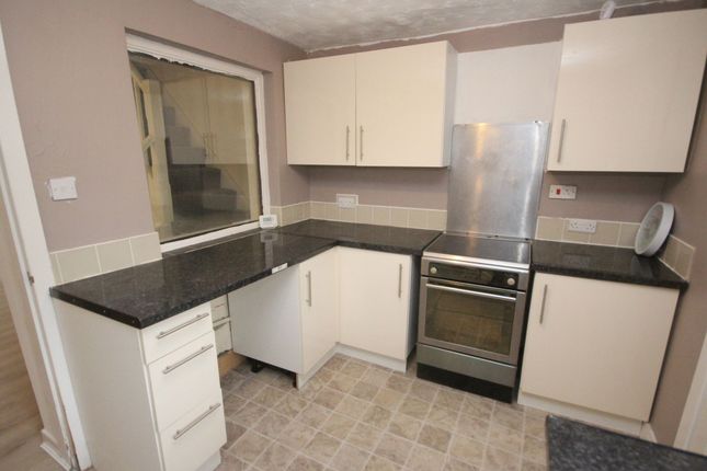 14 Penkford Street, Newton-Le-Willows photo 2