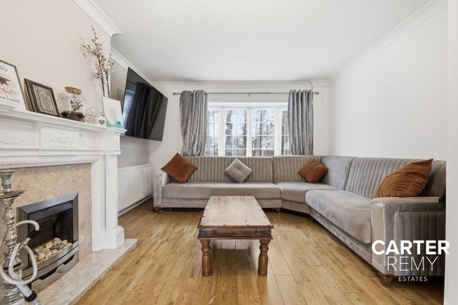 29, Collingwood Road, Basildon photo 2
