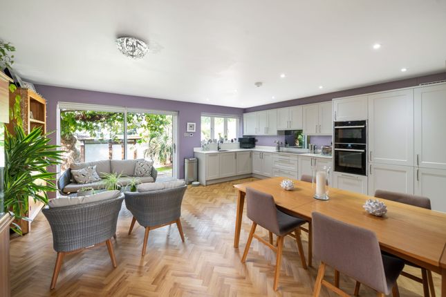 3-bed detached on 45 Vogan Close, Reigate, £800,000