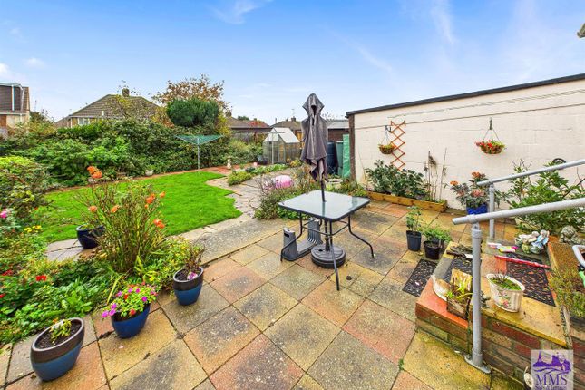 47, Elmstone Road, Rainham photo 4