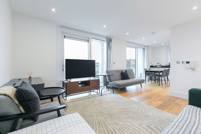 Flat for sale in Sledge Tower, Roseberry Place, Dalston
