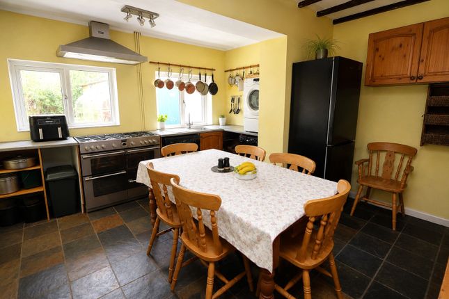 77, Sentry Corner, Devon photo 4