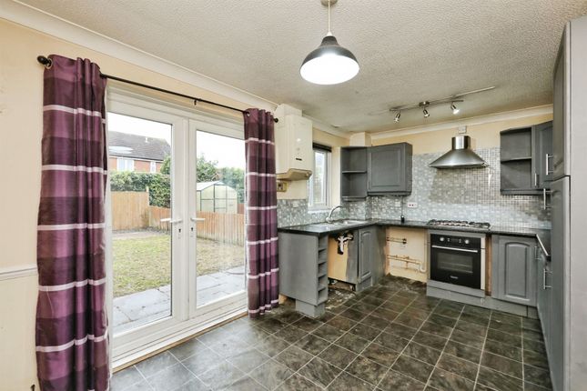 9, Cusworth Way, Worksop photo 2