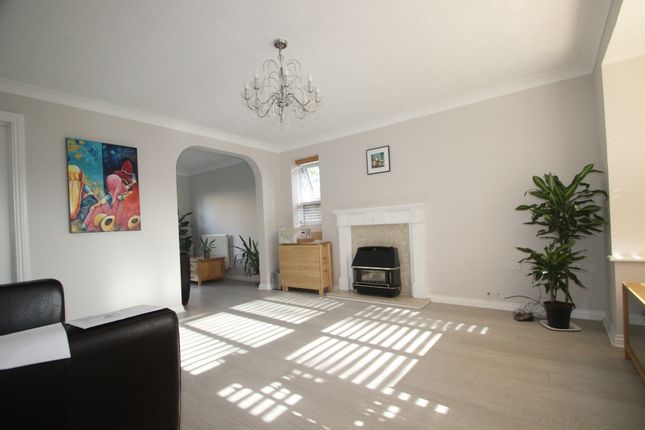 Detached house to rent in Tregony Road, Orpington