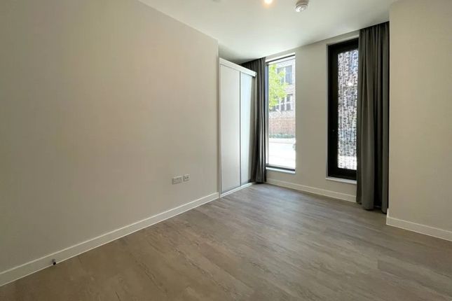 Shire Lane, Woking photo 5