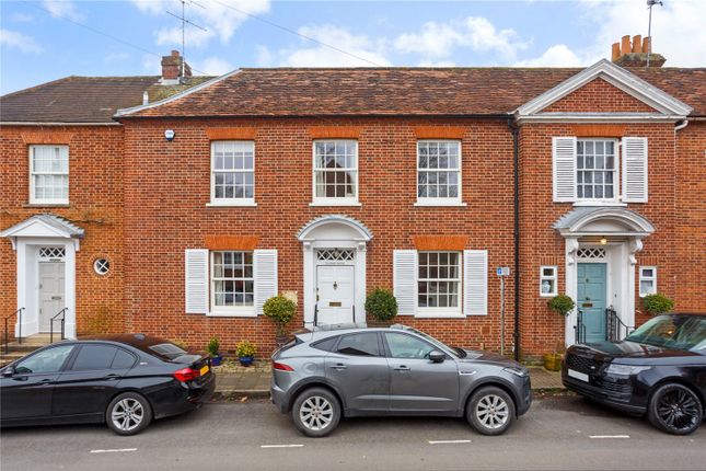 Terraced house for sale in St Peter Street, Marlow, Buckinghamshire