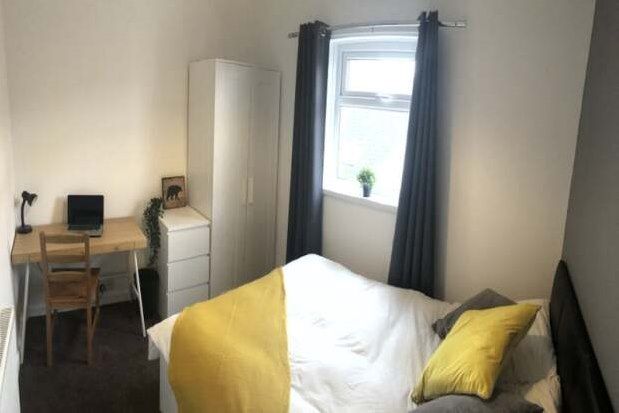 Thumbnail Room to rent in 27 Grosvenor Street, Cheltenham