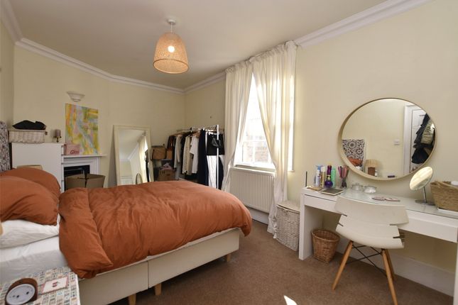Russell Street, Bath photo 4