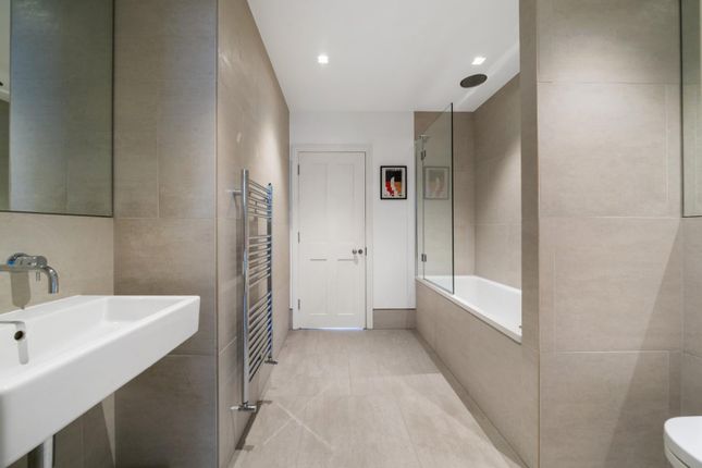 12a, Heathfield Terrace, London photo 3
