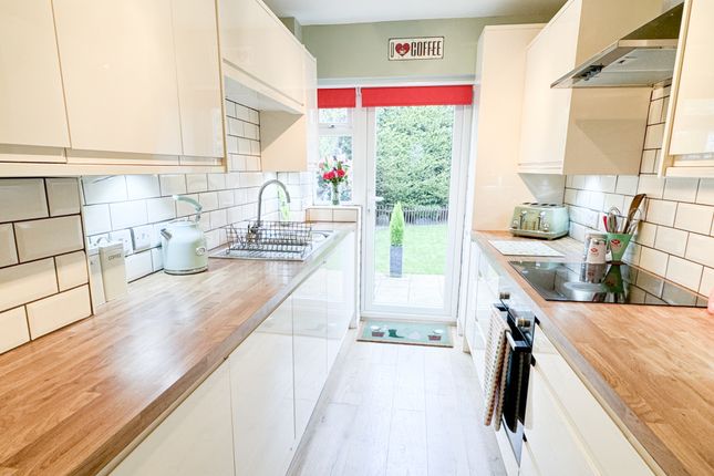 End terrace house for sale in Cavalier Road, Thame, Oxfordshire, Oxfordshire