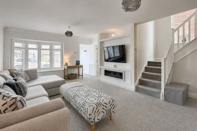 34A, Beverley Avenue Canvey Island, Canvey Island photo 3