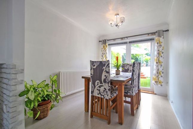 Terraced house for sale in Phipps Avenue, Rugby