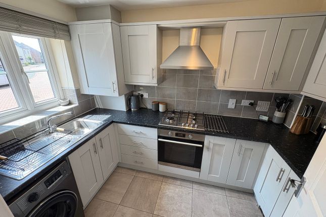 45, Buxton Crescent, Leicestershire photo 3