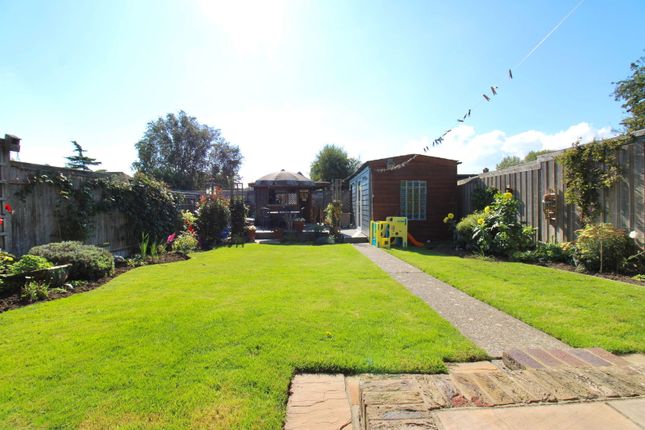 21, Rydal Avenue, Ramsgate photo 2