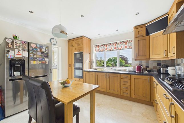 55 Beech Avenue, Ruislip photo 3