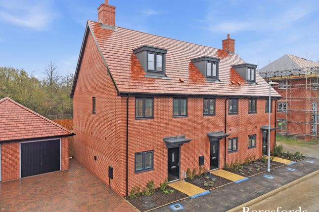 3-bed terraced on Plot 20,, The Hawthorn, Ingatestone Grove, Ingatestone, £649,950