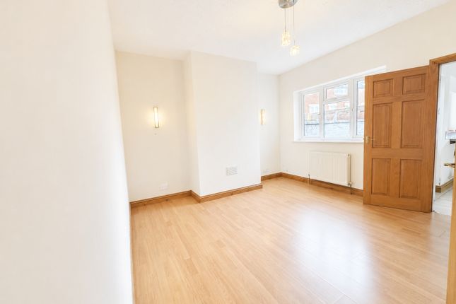 153, Marston Road, Stafford photo 4
