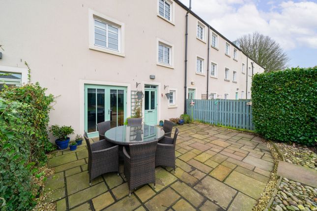 Town house for sale in Walter Lumsden Court, Freuchie