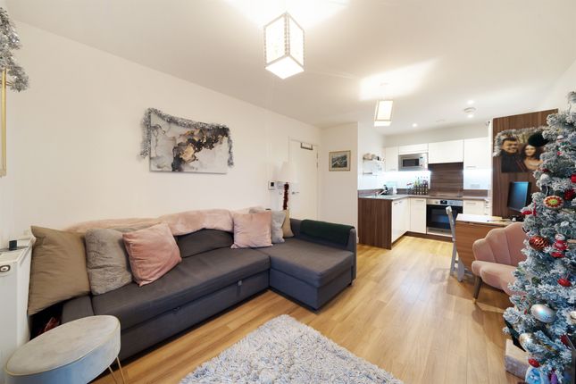 Flat for sale in Adenmore Road, London