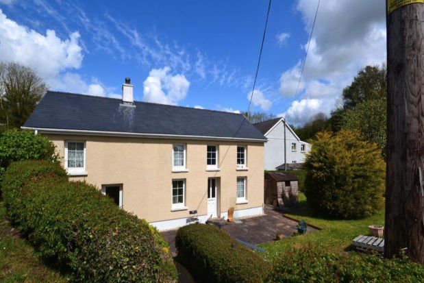 Thumbnail Cottage to rent in Station Road, Carmarthen