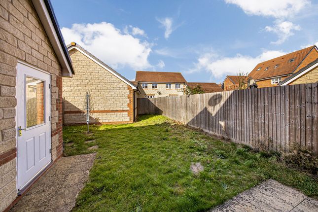 87 Cherry Tree Road, Didcot photo 4