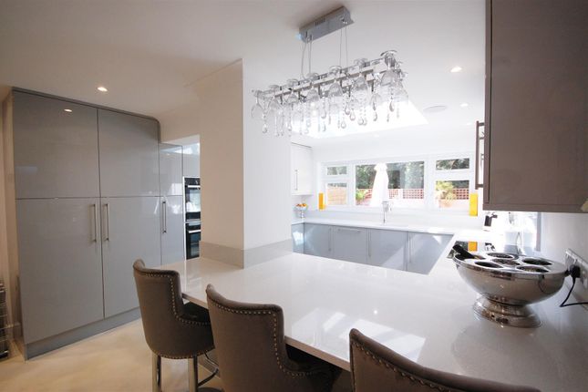 4 Bed Semi Detached House For Sale In Bonney Grove Goffs Oak