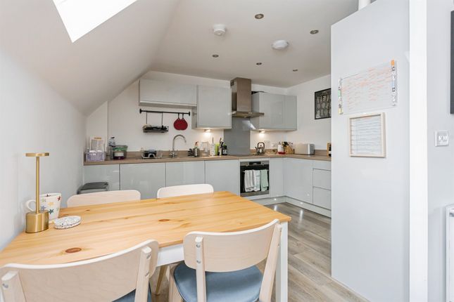 26, Blackberry Drive, Haywards Heath photo 3