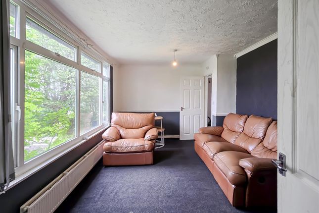 57, Forest Road, Huddersfield photo 3